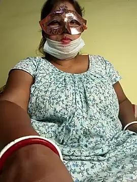 Snapshot of tinabhabhi chatting on January 2025 10:49:02 AM tinabhabhi online show from January 2025 10:49:02 AM