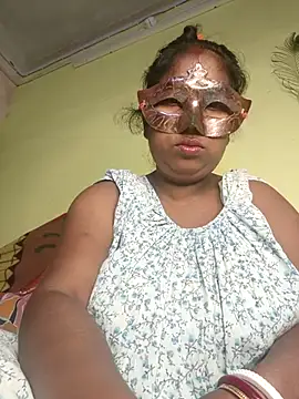 Snapshot of tinabhabhi chatting on March 2025 07:10:01 PM tinabhabhi online show from March 2025 07:10:01 PM