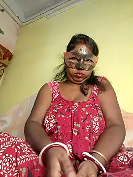 Snapshot of tinabhabhi chatting on October 2025 11:03:01 AM tinabhabhi online show from October 2025 11:03:01 AM