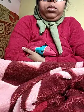 Snapshot of tinabhabhi chatting on January 2026 06:13:02 PM tinabhabhi online show from January 2026 06:13:02 PM