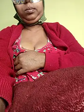 Snapshot of tinabhabhi chatting on January 2026 01:44:01 AM tinabhabhi online show from January 2026 01:44:01 AM