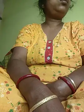 Snapshot of tinabhabhi chatting on February 2026 06:33:02 PM tinabhabhi online show from February 2026 06:33:02 PM