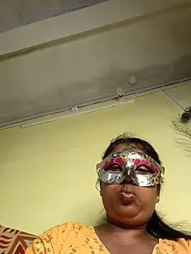 Snapshot of tinabhabhi chatting on March 2026 10:28:02 AM tinabhabhi online show from March 2026 10:28:02 AM