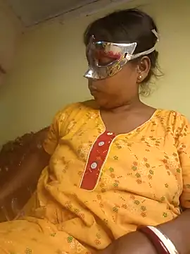 Snapshot of tinabhabhi chatting on March 2026 10:51:01 AM tinabhabhi online show from March 2026 10:51:01 AM