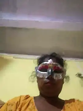 Snapshot of tinabhabhi chatting on April 2026 10:48:01 AM tinabhabhi online show from April 2026 10:48:01 AM