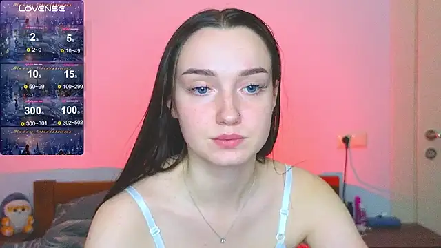 Snapshot of Wild_Sophie_ chatting on January 2025 06:43:01 PM Wild Sophie online show from January 2025 06:43:01 PM