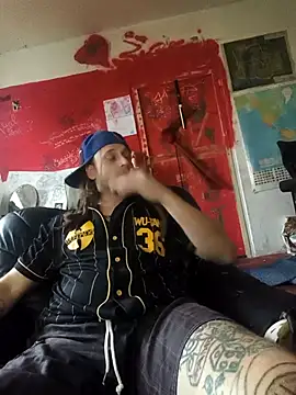 Ozomitro online show from October 2025 02:21:02 PM