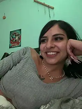 Snapshot of Hilary_pinkk chatting on December 2024 03:59:02 AM Hilary pinkk online show from December 2024 03:59:02 AM