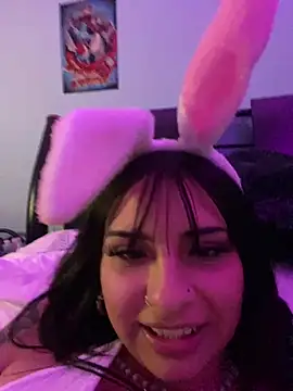 Snapshot of Hilary_pinkk chatting on January 2025 06:25:01 AM Hilary pinkk online show from January 2025 06:25:01 AM