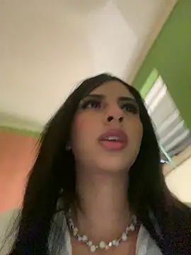 Snapshot of Hilary_pinkk chatting on January 2025 08:00:01 PM Hilary pinkk online show from January 2025 08:00:01 PM