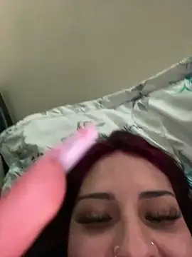 Snapshot of Hilary_pinkk chatting on January 2025 11:34:02 PM Hilary pinkk online show from January 2025 11:34:02 PM