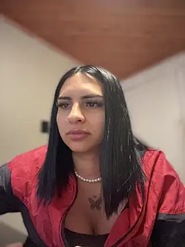 Snapshot of Hilary_pinkk chatting on December 2025 02:10:02 AM Hilary pinkk online show from December 2025 02:10:02 AM