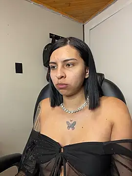 Snapshot of Hilary_pinkk chatting on January 2026 03:00:02 AM Hilary pinkk online show from January 2026 03:00:02 AM