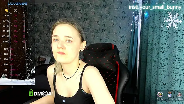 Your small bunny online show from December 2025 03:01:02 AM