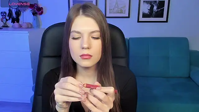 BellaSweetHeart online show from March 2025 12:12:01 PM