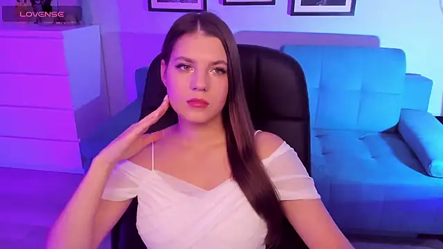 BellaSweetHeart online show from October 2025 06:08:02 PM