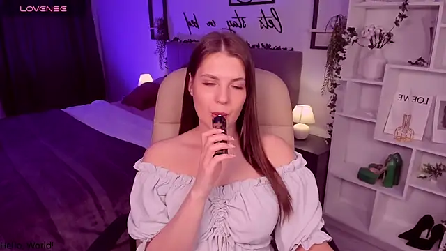 BellaSweetHeart online show from May 2026 04:59:01 PM