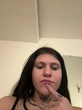 Snapshot of nekorori chatting on February 2025 05:00:01 AM nekorori online show from February 2025 05:00:01 AM