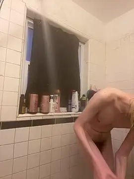 tallnerdyguy online show from January 2025 11:58:01 PM