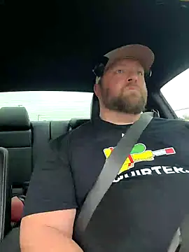 Strong Bear89 online show from January 2025 06:07:01 PM