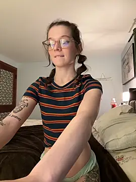 Snapshot of dreamteemergirl chatting on November 2025 01:55:01 AM dreamteemergirl online show from November 2025 01:55:01 AM