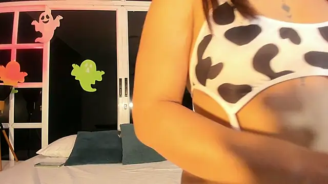 Snapshot of shaidyscott chatting on October 2025 03:09:01 AM shaidyscott online show from October 2025 03:09:01 AM