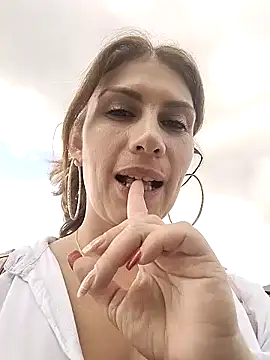 Alysson-- online show from January 2025 03:56:02 PM