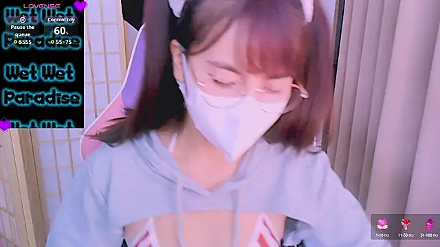 desiregirl69 online show from September 2025 03:38:02 PM