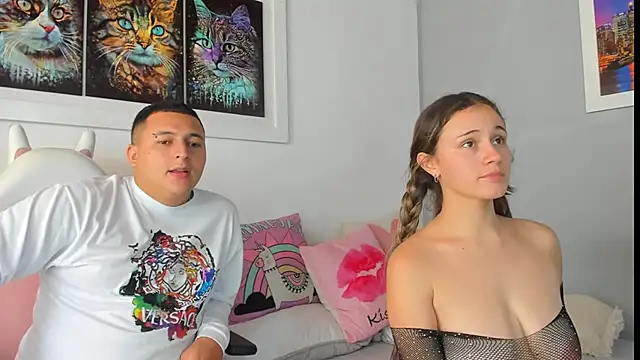 naughtyloverss online show from January 2025 04:13:01 PM