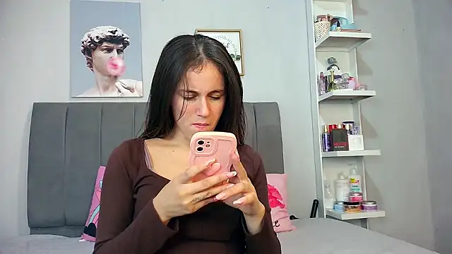 naughtyloverss online show from February 2026 03:06:02 PM