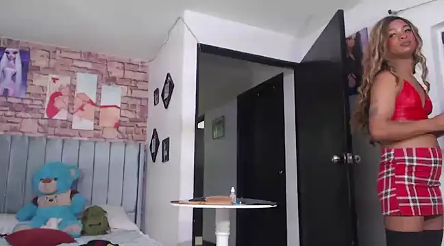 vixenxqueens online show from January 2025 01:31:02 AM