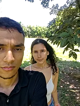 Snapshot of Antonella_and_axel_ chatting on September 2025 04:41:02 PM Antonella and axel online show from September 2025 04:41:02 PM