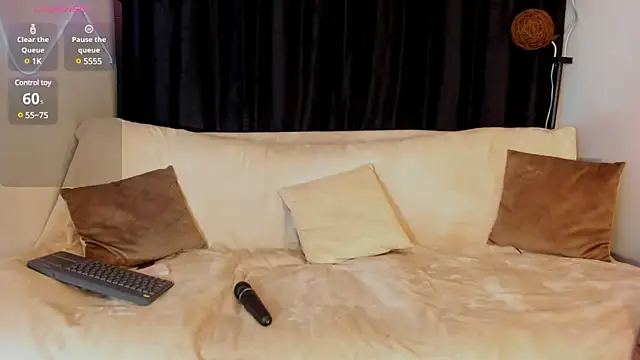 Snapshot of Gisell_s chatting on December 2024 09:45:01 PM Gisell s online show from December 2024 09:45:01 PM