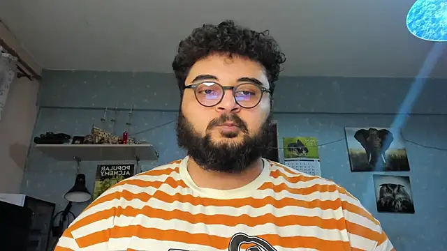 Snapshot of teddy_alan chatting on February 2025 05:23:02 PM teddy alan online show from February 2025 05:23:02 PM