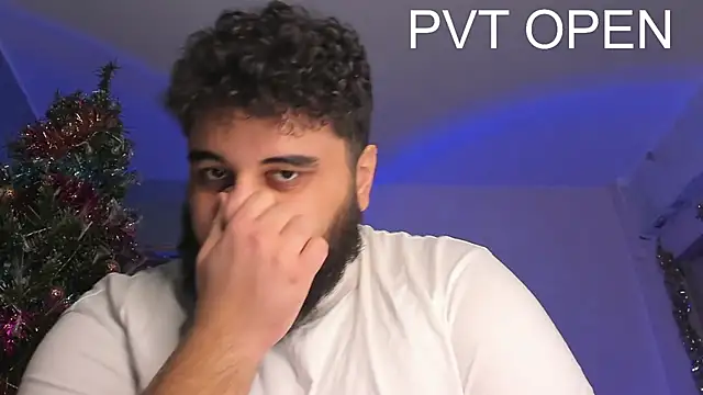 Snapshot of teddy_alan chatting on March 2025 02:01:02 PM teddy alan online show from March 2025 02:01:02 PM