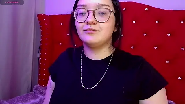 charlotte1-ls online show from October 2025 09:50:01 PM