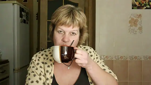 Ettie Tonia online show from February 2025 04:41:02 PM