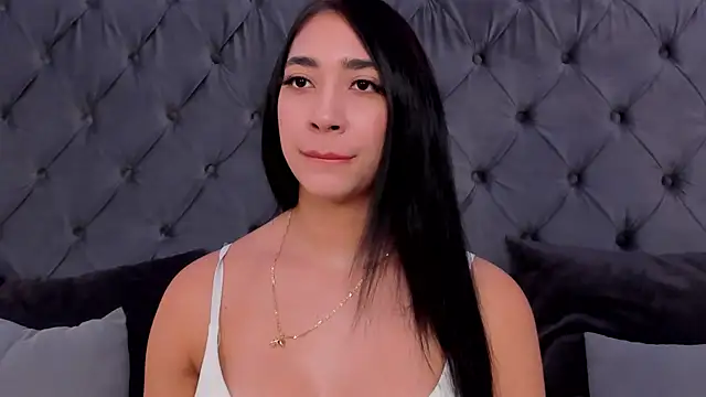 Snapshot of julieta_jewel chatting on March 2025 02:21:01 PM julieta jewel online show from March 2025 02:21:01 PM