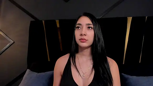 Snapshot of julieta_jewel chatting on October 2025 01:33:02 PM julieta jewel online show from October 2025 01:33:02 PM