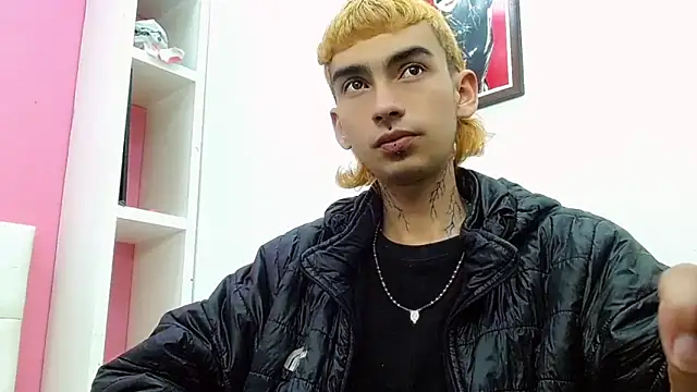 ttimy x boy online show from February 2026 07:18:01 PM