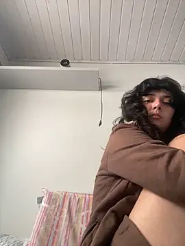 Snapshot of magalunabb chatting on October 2025 04:18:01 PM magalunabb online show from October 2025 04:18:01 PM