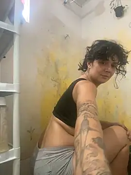 Snapshot of magalunabb chatting on January 2026 03:38:01 PM magalunabb online show from January 2026 03:38:01 PM