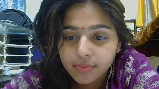 Snapshot of Sweet-Rani chatting on April 2026 07:22:01 PM Sweet-Rani online show from April 2026 07:22:01 PM