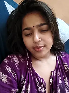 Snapshot of Sweet-Rani chatting on April 2026 09:28:01 PM Sweet-Rani online show from April 2026 09:28:01 PM