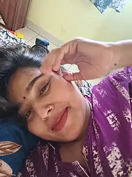 Snapshot of Sweet-Rani chatting on April 2026 10:06:01 AM Sweet-Rani online show from April 2026 10:06:01 AM