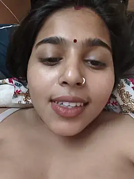 Snapshot of Sweet-Rani chatting on June 2026 06:03:02 PM Sweet-Rani online show from June 2026 06:03:02 PM