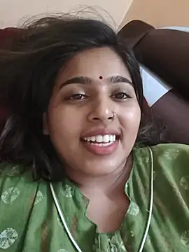 Snapshot of Sweet-Rani chatting on June 2026 05:22:01 PM Sweet-Rani online show from June 2026 05:22:01 PM