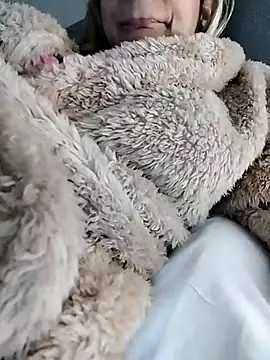 fofinhaa12 online show from November 2025 12:53:01 AM