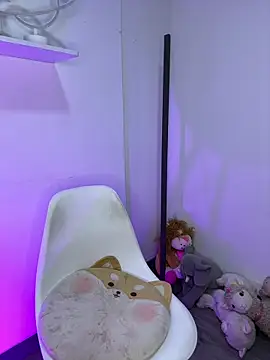 Snapshot of kristynmassey chatting on February 2025 09:49:01 PM kristynmassey online show from February 2025 09:49:01 PM