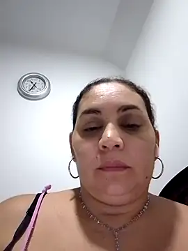 Snapshot of MirandaSoto chatting on January 2025 03:30:01 AM MirandaSoto online show from January 2025 03:30:01 AM